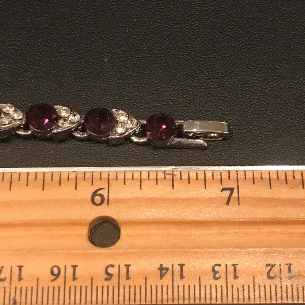 Elegant Silver and Purple Crystal Rhinestones Tennis Bracelet - Picture 4 of 5